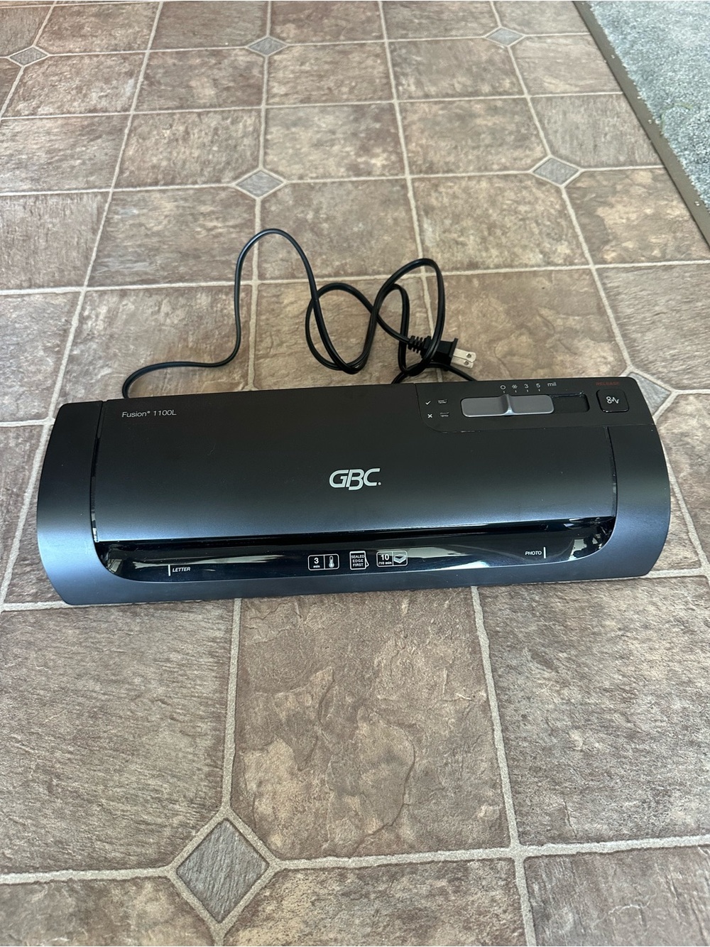 Swingline GBC Fusion 1100L Laminator Photo/Document Black Hot & Cool